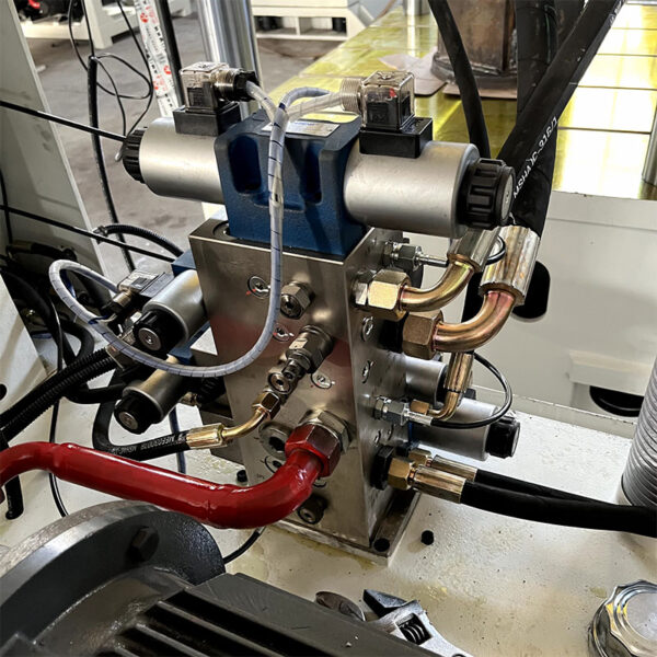 100 ton hydraulic press for metal sheet stretching