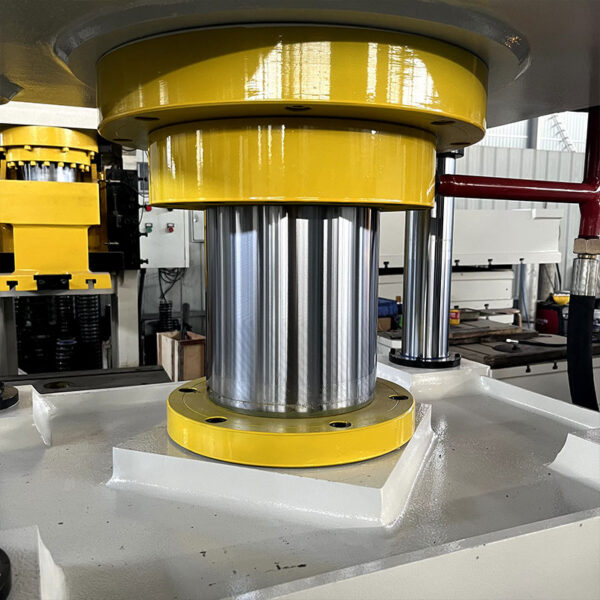 160-ton hydraulic vulcanizer for rubber and fiberglass