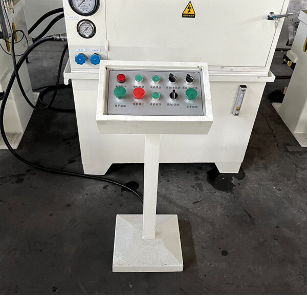 200-Ton Hydraulic Press