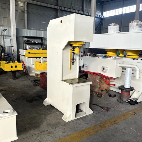 C-Frame Hydraulic Press 40T/63T/100T/125T Precision Stamping Open-Front Press