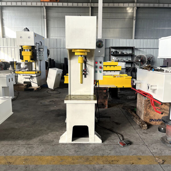 C-Frame Hydraulic Press 40T/63T/100T/125T Precision Stamping Open-Front Press